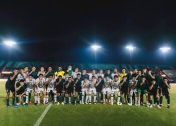 Cancún FC y Leones Negros se tapan la boca para protestar contra el fin del ascenso