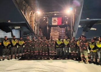 México suma apoyo para damnificados en Colombia; manda 650 despensas y 4 toneladas de insumos médicos