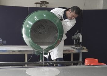 Sargapanel: la UNAM transforma una amenaza ambiental en material para construir