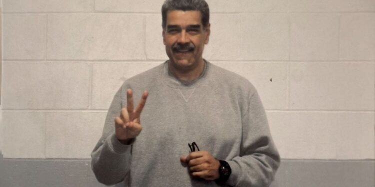 Maduro reaparece desde EU: difunden fotos inéditas y un mensaje desde prisión