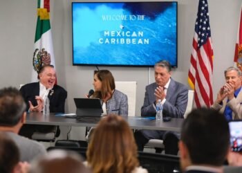 ¿Puede Cancún convertirse en un hub financiero? Mara Lezama fue a Orlando a vender el proyecto