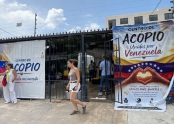 Cancún ya mandó 38 toneladas a Venezuela y ahora abre centro de acopio para Colombia