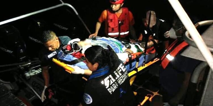 Marina echa una mano al Hospital de Isla Mujeres con dos traslados médicos por mar