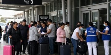 Seiscientos paisanos llegan cada viernes a Tulum… y ADO los reparte por todo México