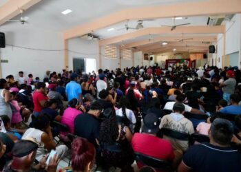 Rafael Marín dirige asamblea informativa y defensa de la soberanía nacional