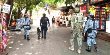 ¡Más policías en la Quinta Avenida! Playa del Carmen se pone en modo “vigilancia reforzada”