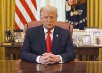 Trump mete tijera a las vacunas infantiles: menos dosis recomendadas para todos