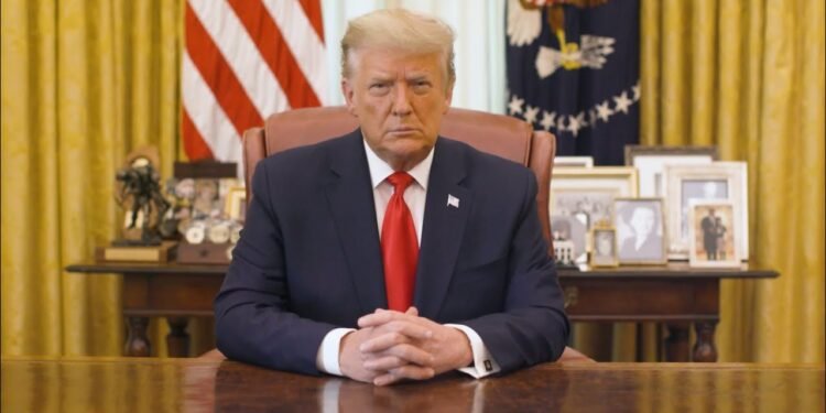 Trump mete tijera a las vacunas infantiles: menos dosis recomendadas para todos