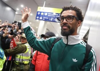 Vozinha ya está en Chile: el arquero del Mundial que busca conquistar al Cacique