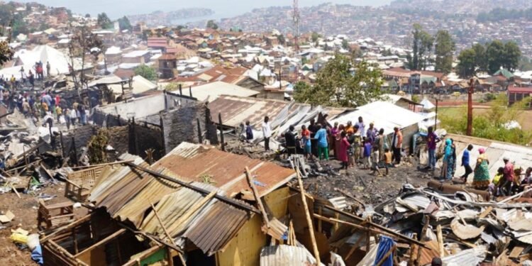 Incendio en escuelas de Bukavu deja al menos 24 estudiantes muertos