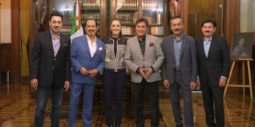 Los Tigres del Norte visitan Palacio Nacional; Sheinbaum celebra sus éxitos