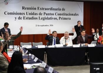 Polémica por doble nacionalidad sube de tono antes de la votación en el Senado