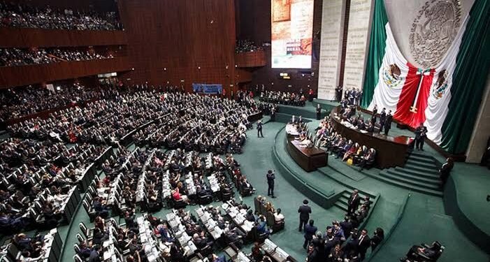 Adiós a la doble nacionalidad: Diputados ponen nuevo candado para gobernar México
