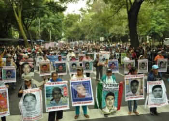 ¿Qué pasó con los 43? Nuevas líneas de investigación abren pistas en el caso Ayotzinapa