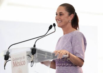 ¿Revive el PRIAN? Sheinbaum critica acercamiento entre Fox y Alejandro Moreno