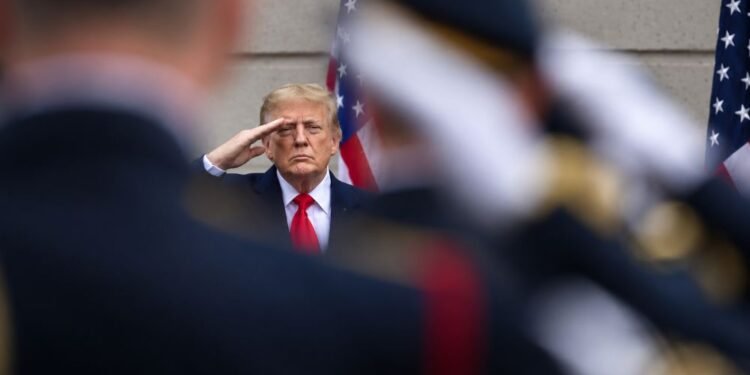 Trump proclama “control permanente” en Groenlandia, pero Dinamarca marca límites: esto es lo confirmado