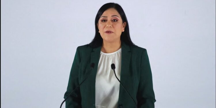 Morena marca distancia de Mara Lezama por viajes en jets privados y exige explicaciones