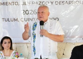 Rafael Marín escucha a las mujeres de Tulum y pone el bienestar del pueblo al centro
