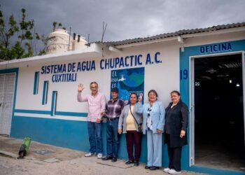 Inauguran pozo profundo y red de distribución de agua en Cuxtitali