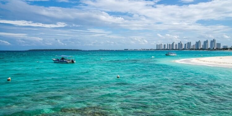 Golpe al turismo en Cancún e Isla Mujeres: visitas a áreas protegidas se desploman hasta 40%