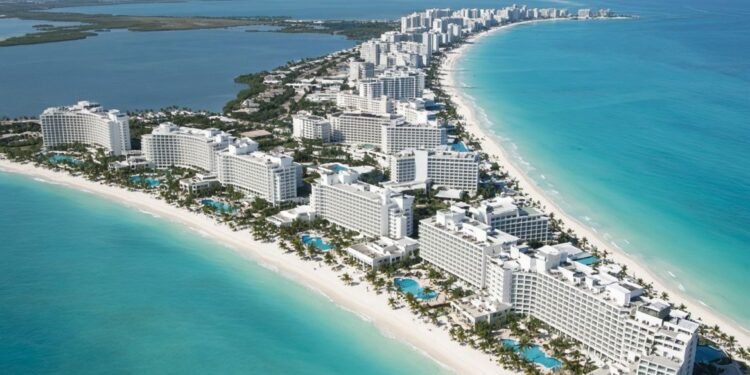 Turismo impulsa a Quintana Roo al Top Ten, pero seguridad y poca diversificación frenan el avance
