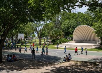 Playa del Carmen proyecta nuevo parque con ciclovía, canchas y mirador