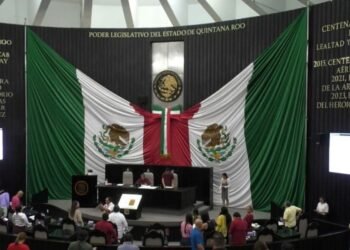 Quintana Roo avala nacionalidad única para cargos públicos