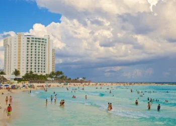 Cancún destaca entre destinos para el 16 de septiembre