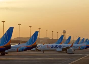 ¡A punto de caer! Pasajeros enfrentan a piloto tras ataque en pleno vuelo de Flydubai. Esto pasó