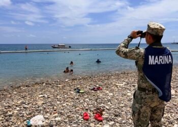 ¿Fuiste a la playa este verano? Marina atendió a 198 personas en el mar