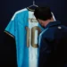 Messi se viste de oro: así es la camiseta que usará en su despedida con Argentina