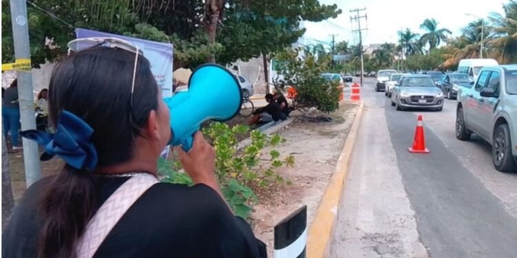 Dos plantones se enfrentaron en Cobá por Fátima y Emma