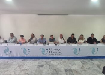 ¿Menos vuelos a Cancún? Hoteleros advierten que subir el DNR podría empeorar el escenario
