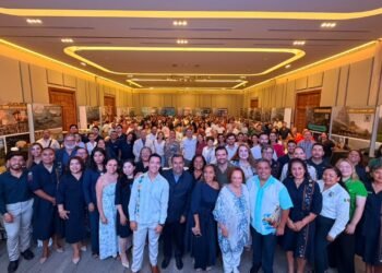 Acapulco busca atraer más turistas desde Cancún; reúne a 200 agencias de viajes
