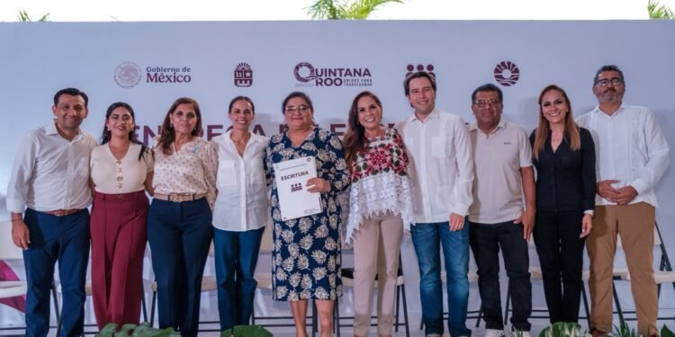 Regularizan viviendas de 460 familias tras más de tres décadas de espera